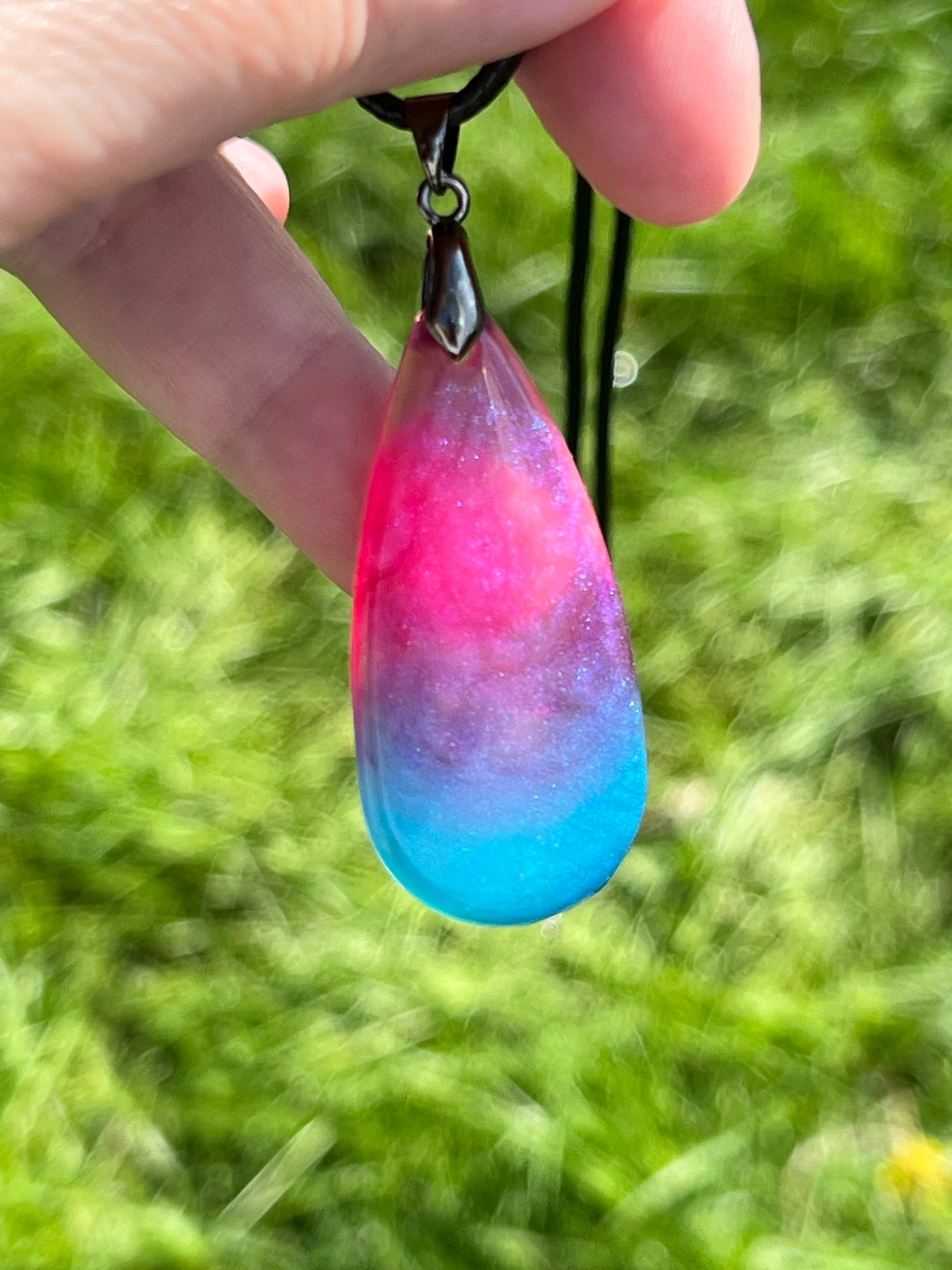 Rose & Reverie — Pink Ombre Resin Pendant
