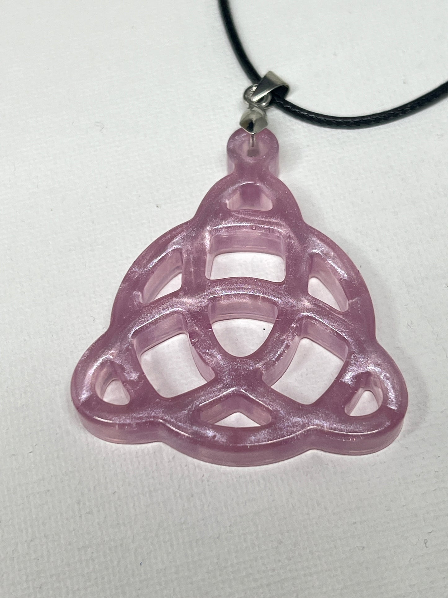 RESIN PENDANT - 158