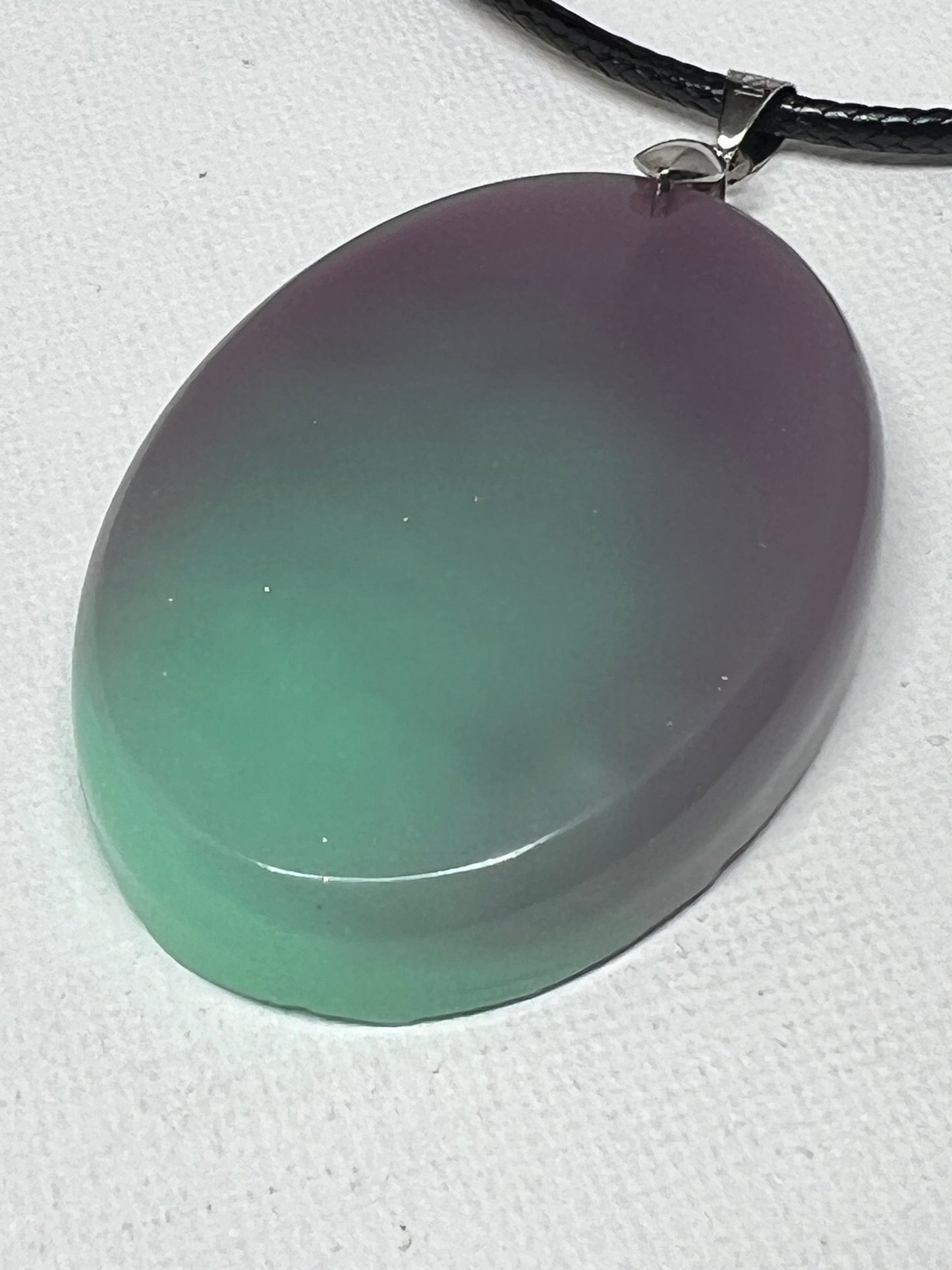 RESIN PENDANT - 157