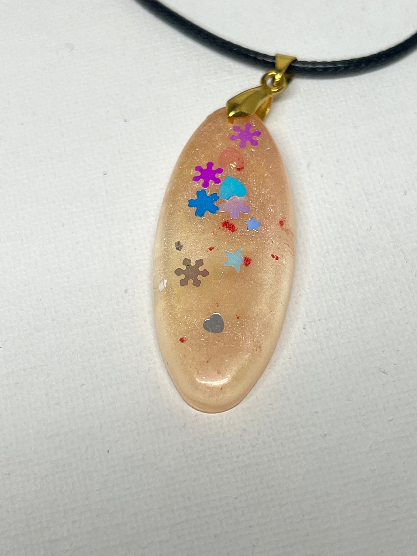 RESIN PENDANT - 156