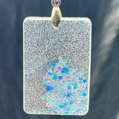 RESIN PENDANT - 155