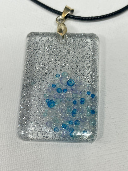 RESIN PENDANT - 155