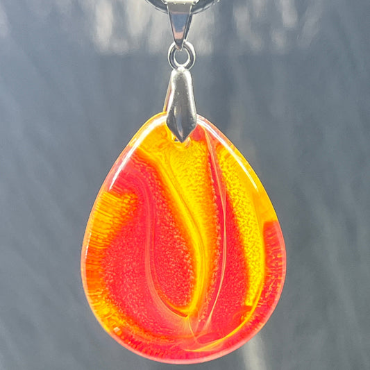 RESIN PENDANT - 147