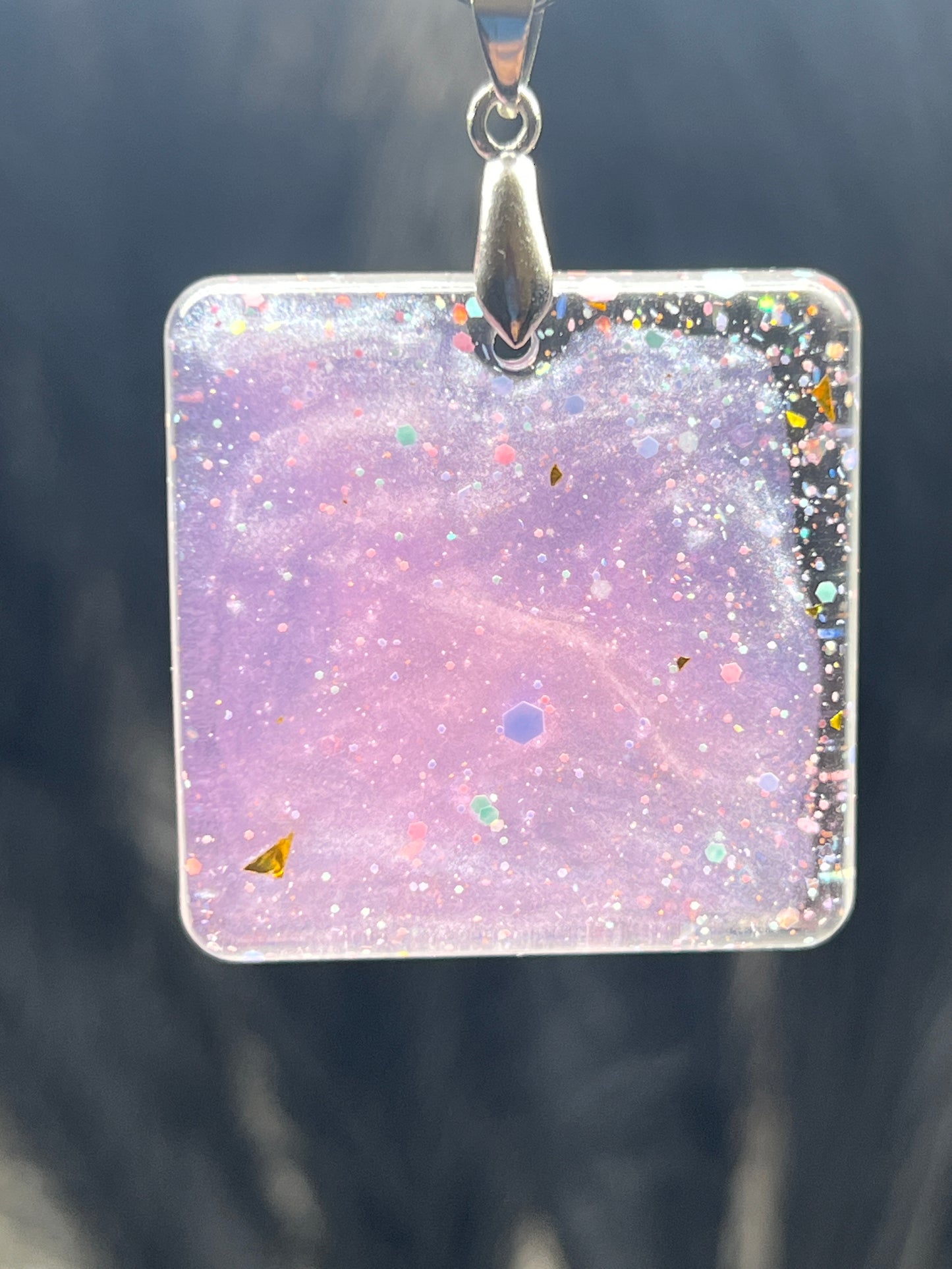 RESIN PENDANT - 163