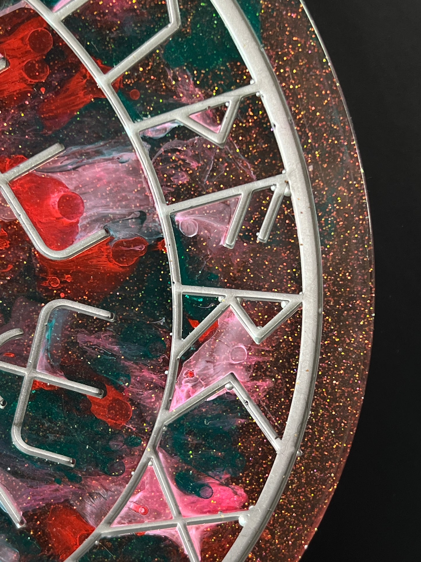 🌑Blood Moon Runic Compass Wheel ✨ | Elder Futhark Ritual Altar Tool