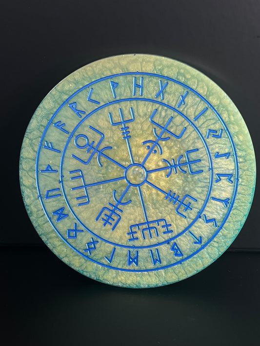 👑 Ancient Royalty Runic Compass Wheel ✨ | Elder Futhark Ritual Altar Tool