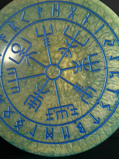 👑 Ancient Royalty Runic Compass Wheel ✨ | Elder Futhark Ritual Altar Tool