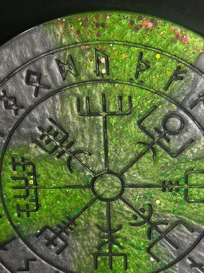 🌿 Enchanted Grove Runic Compass Wheel ✨| Elder Futhark Ritual Altar Tool