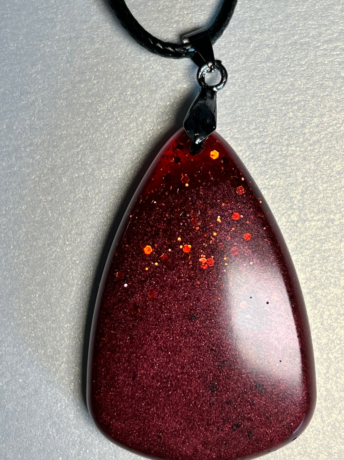 RESIN PENDANT - 15