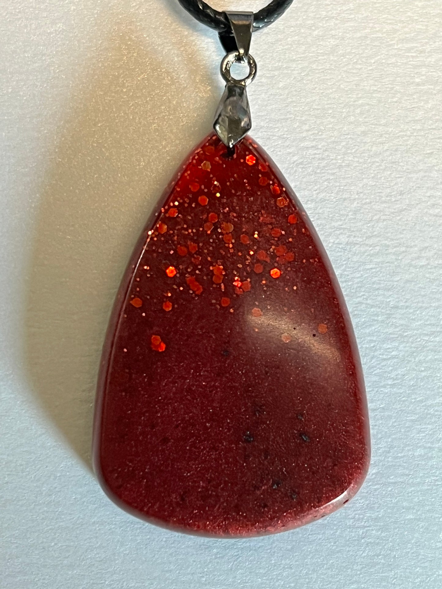 RESIN PENDANT - 15